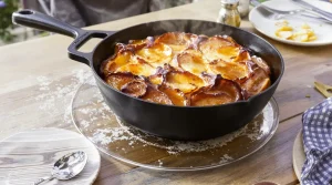 Ce gâteau aux pommes sans four va te sauver (prêt en 10 min à la poêle)