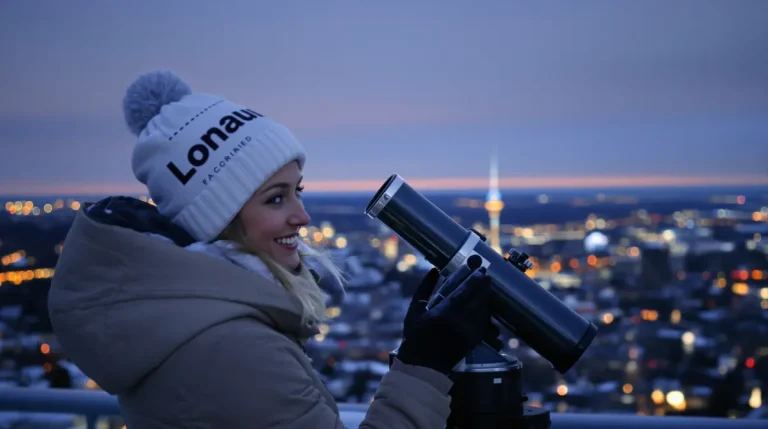 Éclipse totale de la Lune tôt mardi : un spectacle rare pour astronomes amateurs avertis